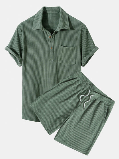 Elegant våffel polo och shorts set för stilren komfort